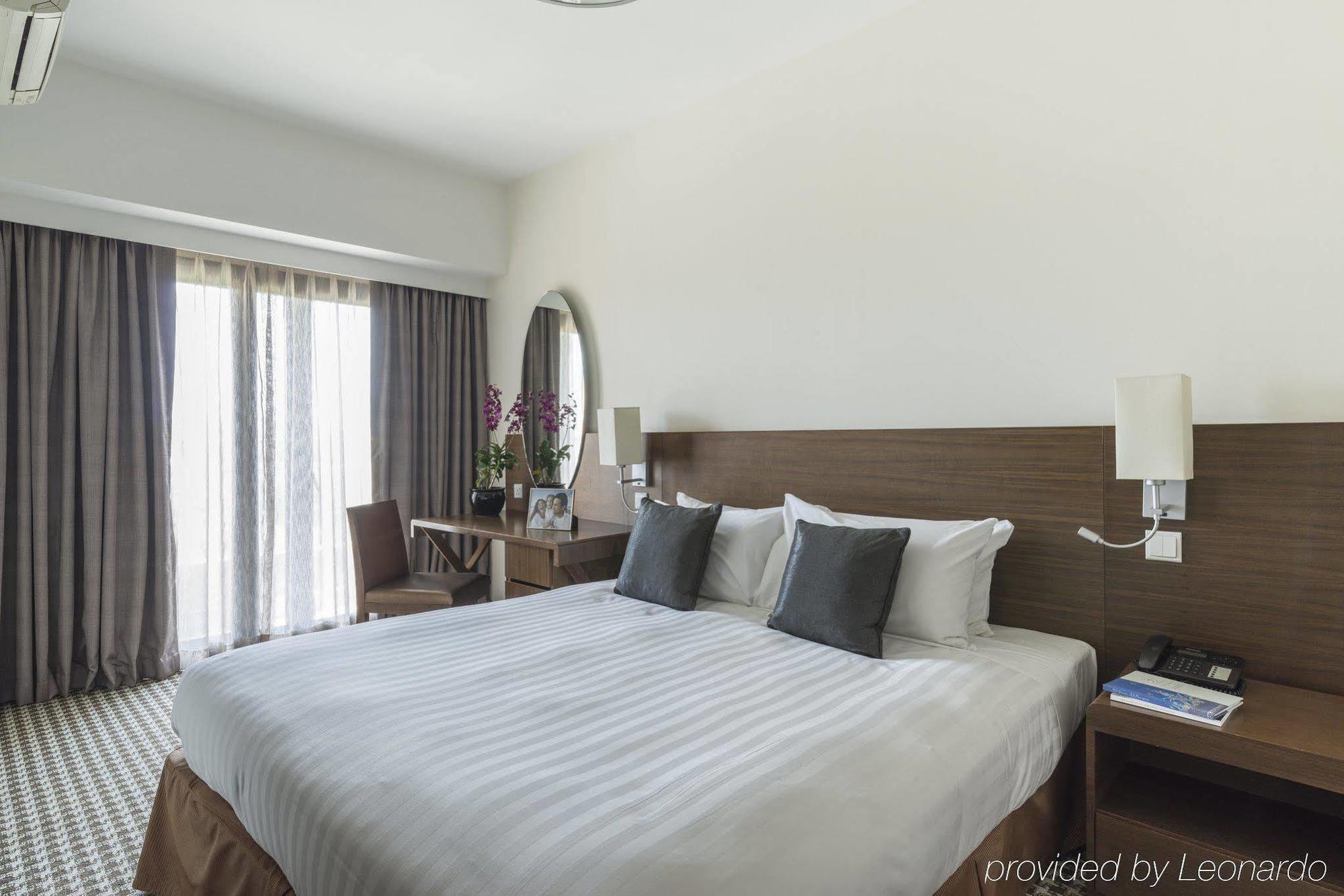 Somerset Liang Court Singapore Exterior photo